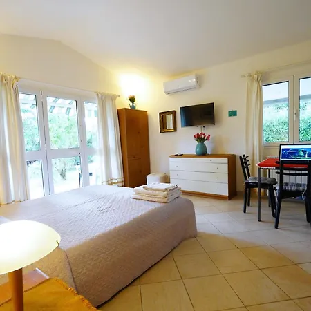 Casaisoladelba Immersa Nel A 80mt Dalla Διαμέρισμα Lacona